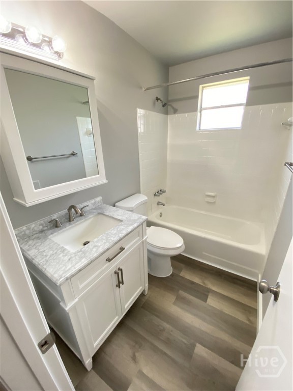 4909 Meding Street Property Photo 6
