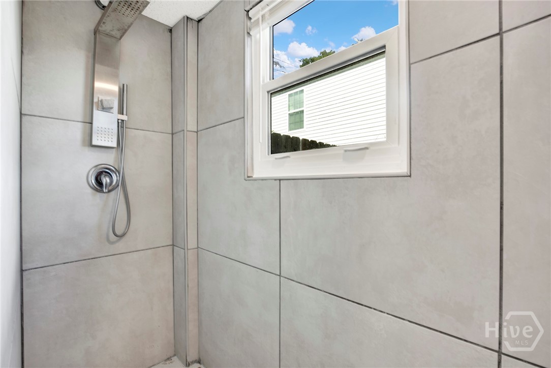 1404 Jones Avenue Property Photo 40