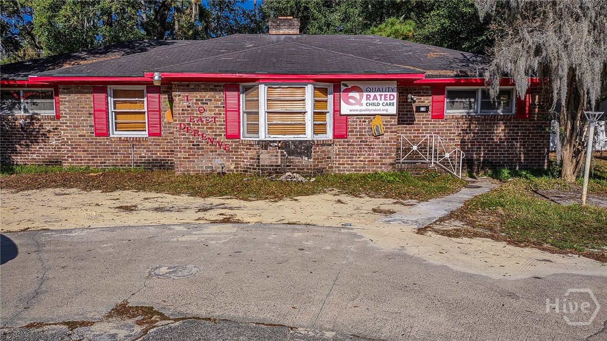 110 E Derenne Avenue Property Photo 1