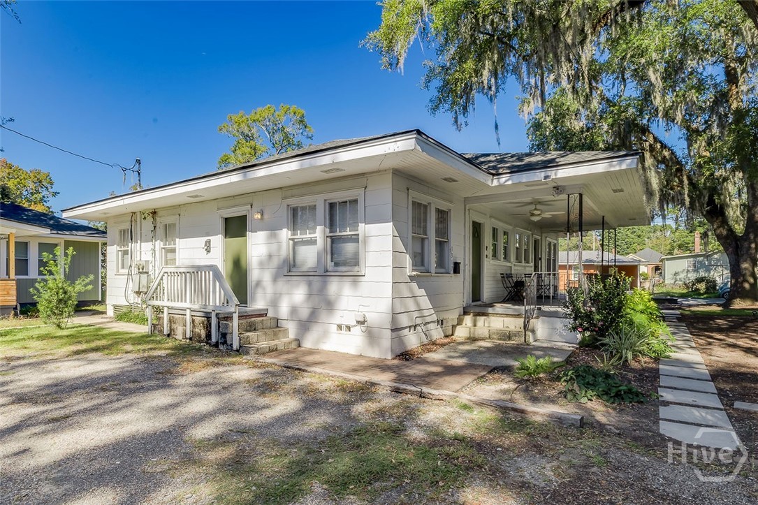 1317 E 38th Street Property Photo 2