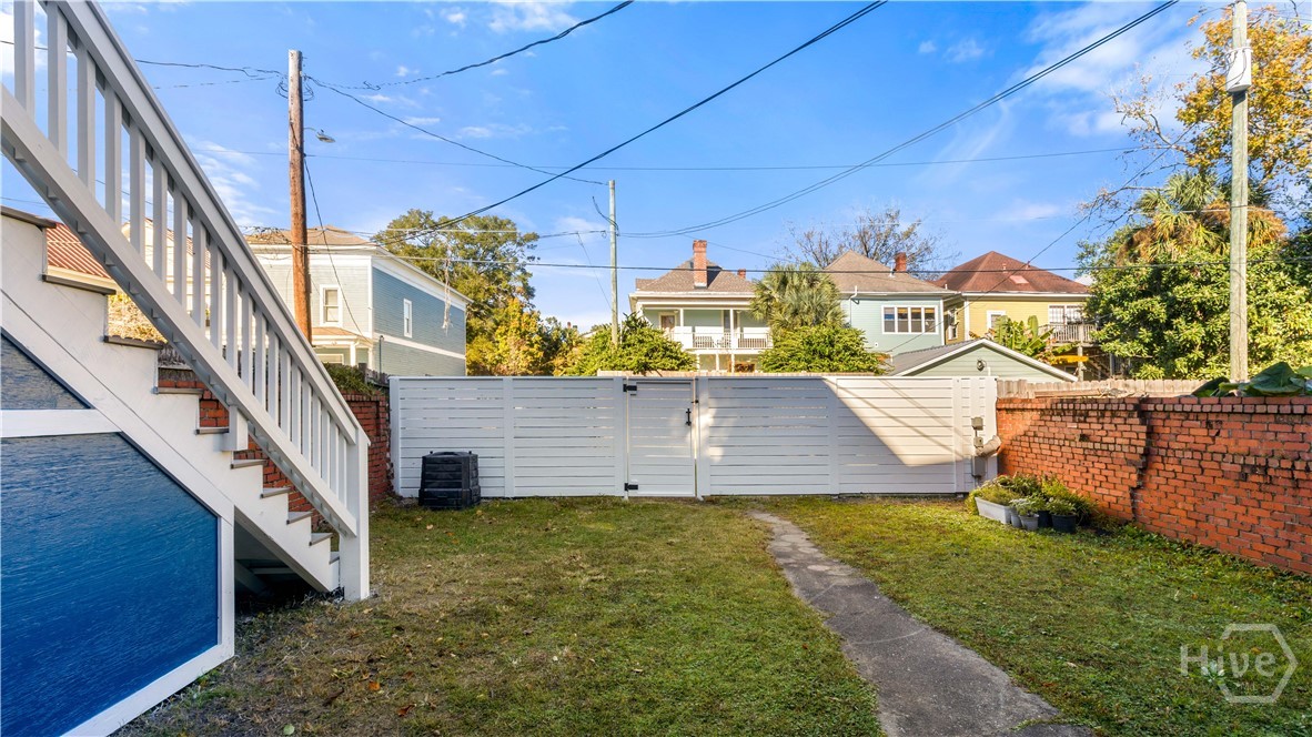 534 E Waldburg Street Property Photo 17