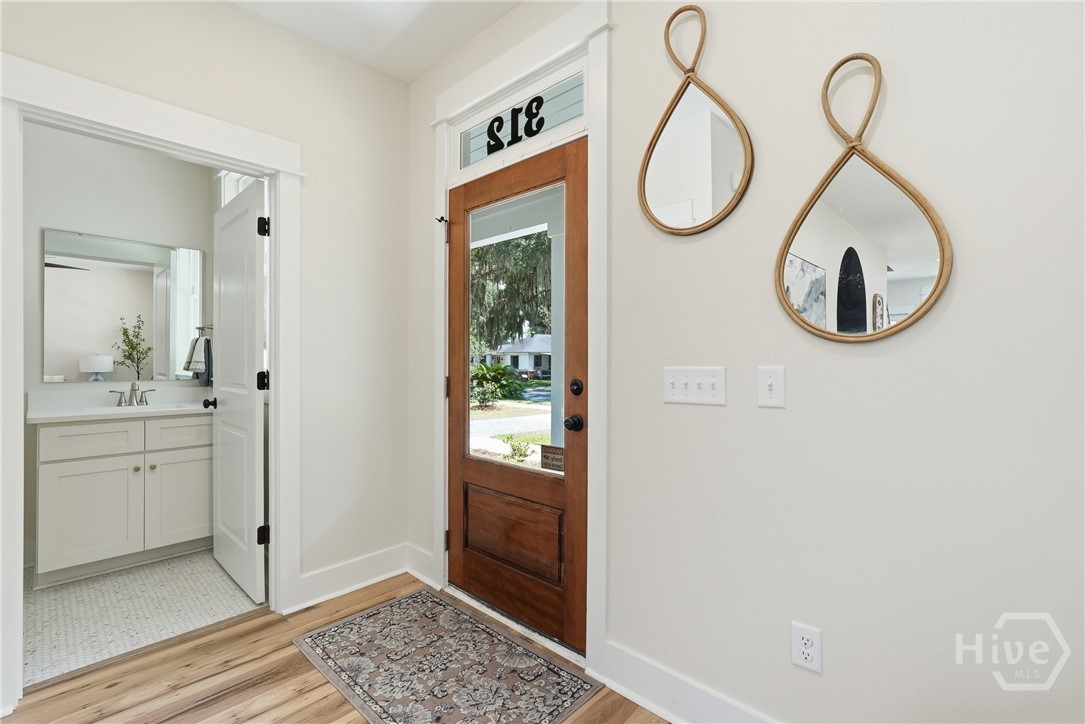 312 Dennis Street Property Photo 6