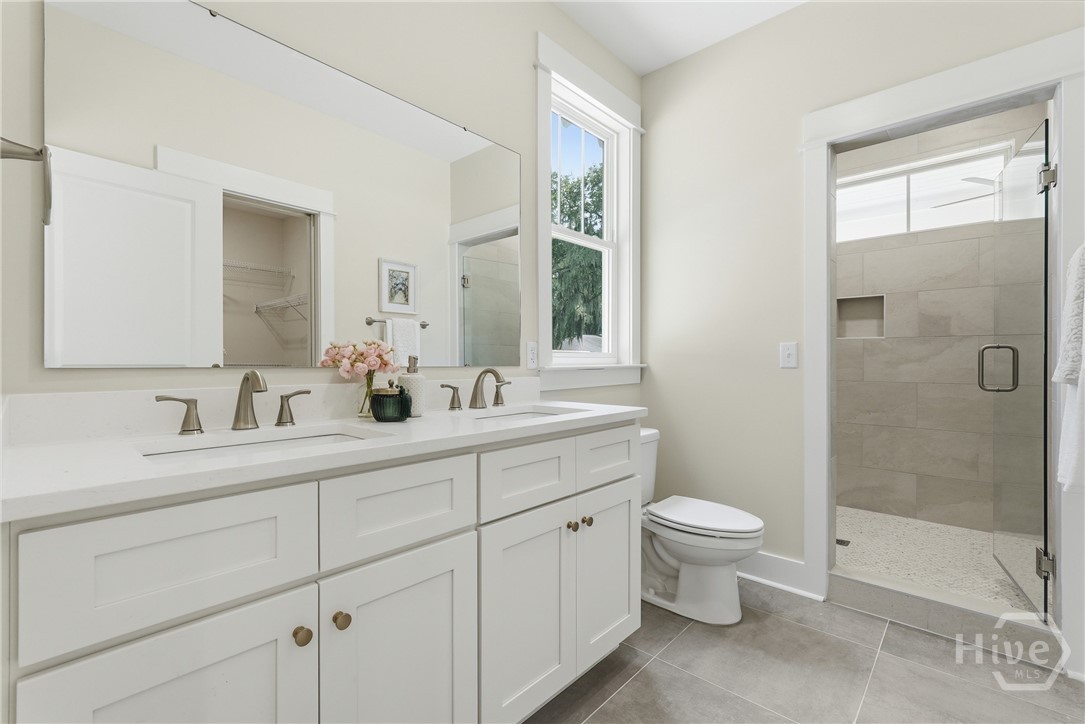 312 Dennis Street Property Photo 24