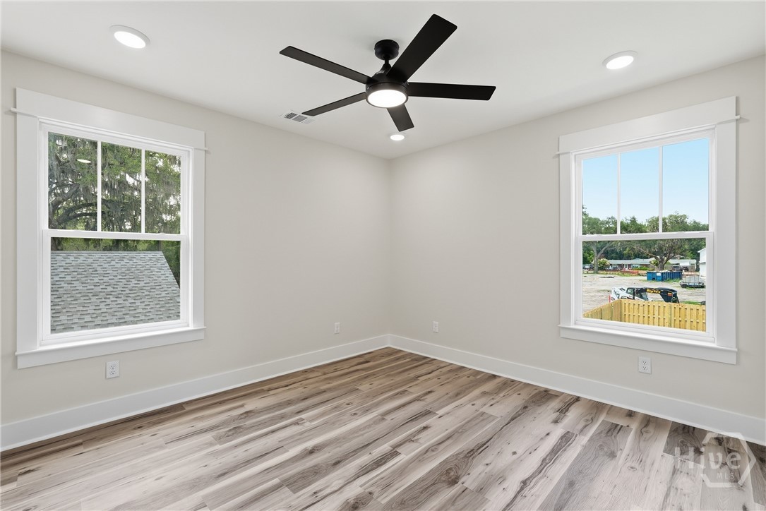 312 Dennis Street Property Photo 28