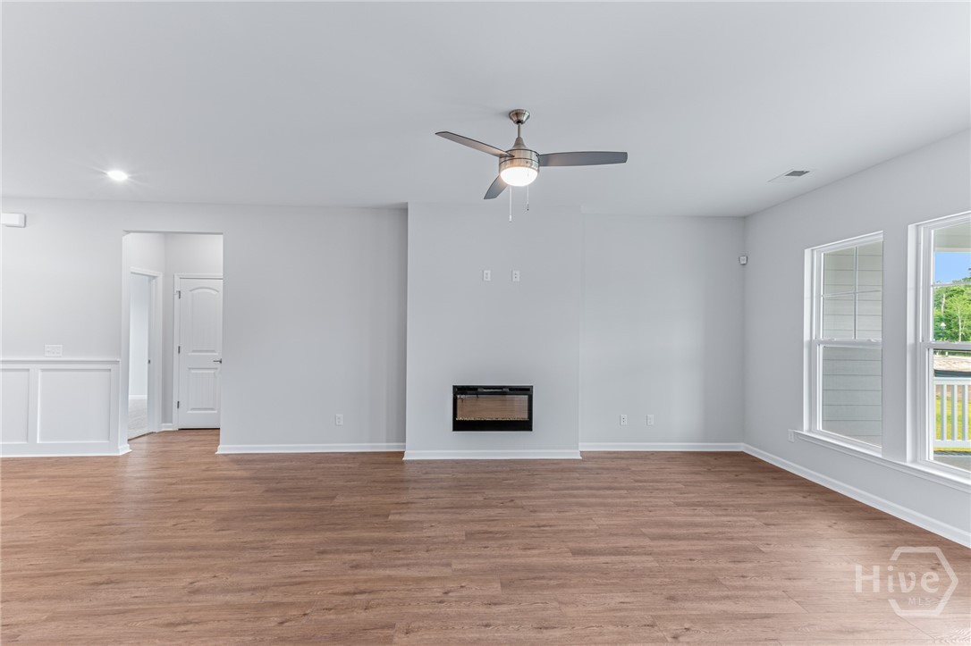170 Champlain Drive Property Photo 7