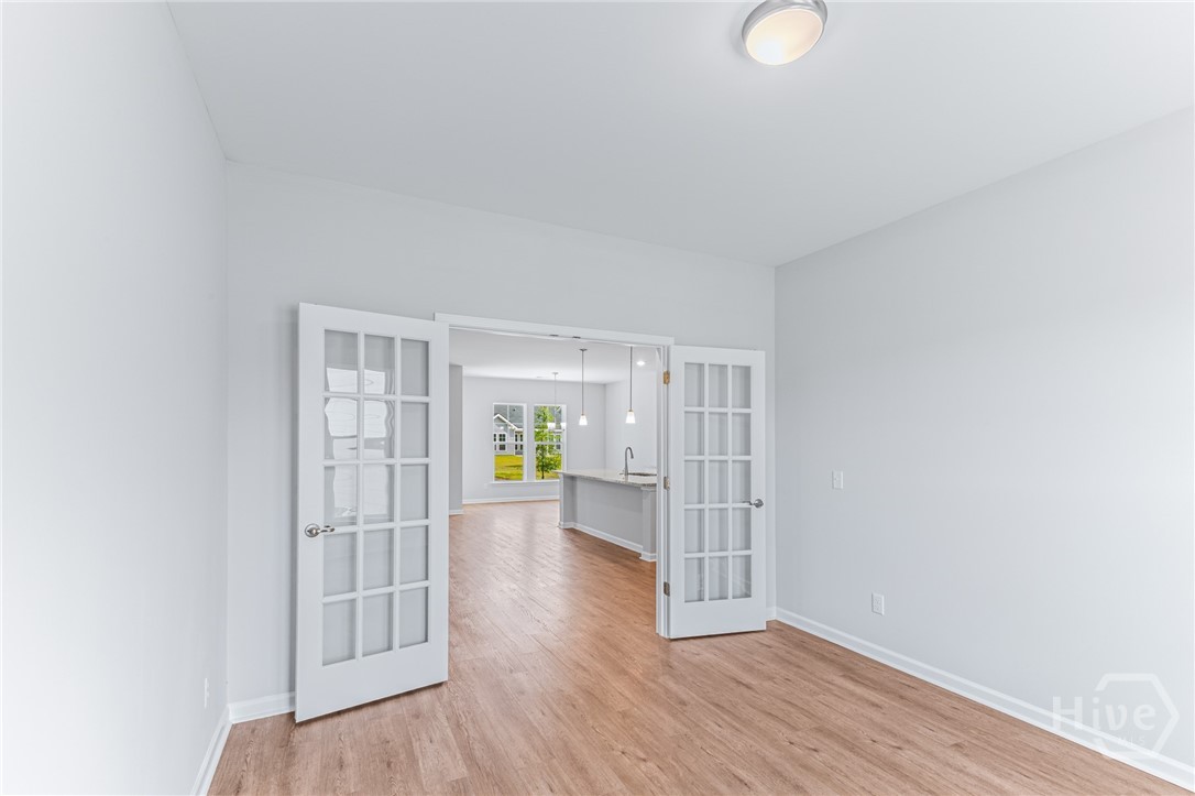 170 Champlain Drive Property Photo 13