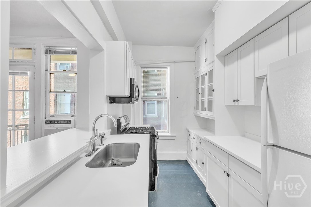 24 E Liberty Street 42 Property Photo 20