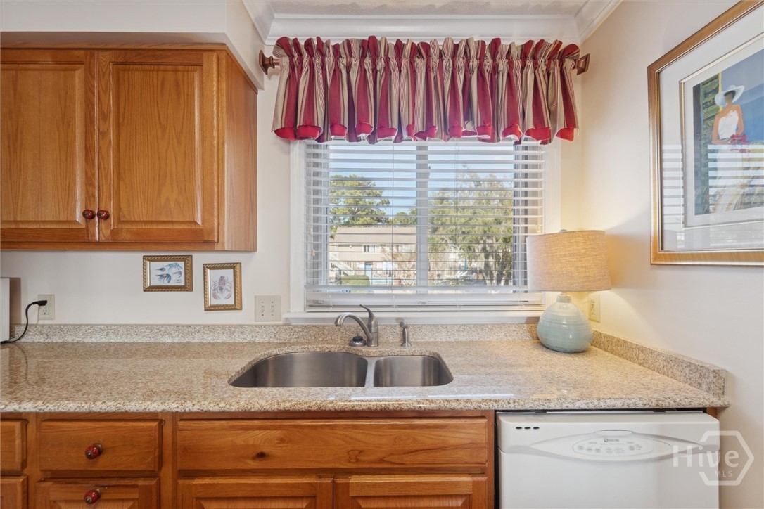 12502 Apache Avenue 38 Property Photo 7