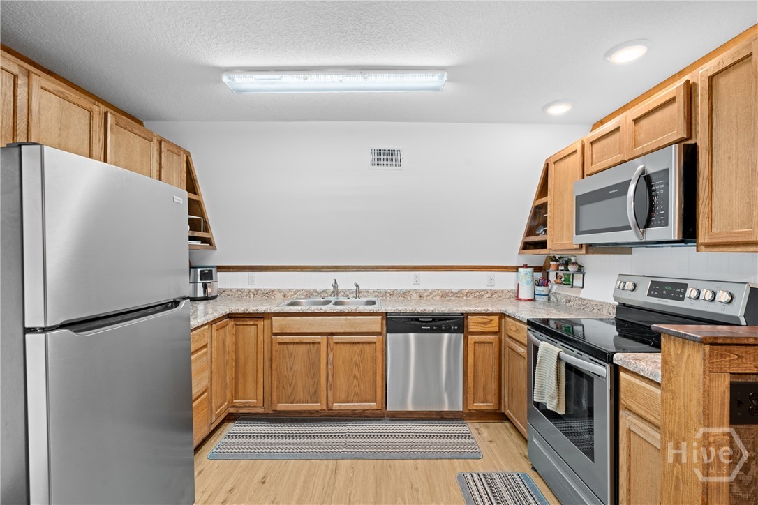 554 Mariners Way Property Photo 9