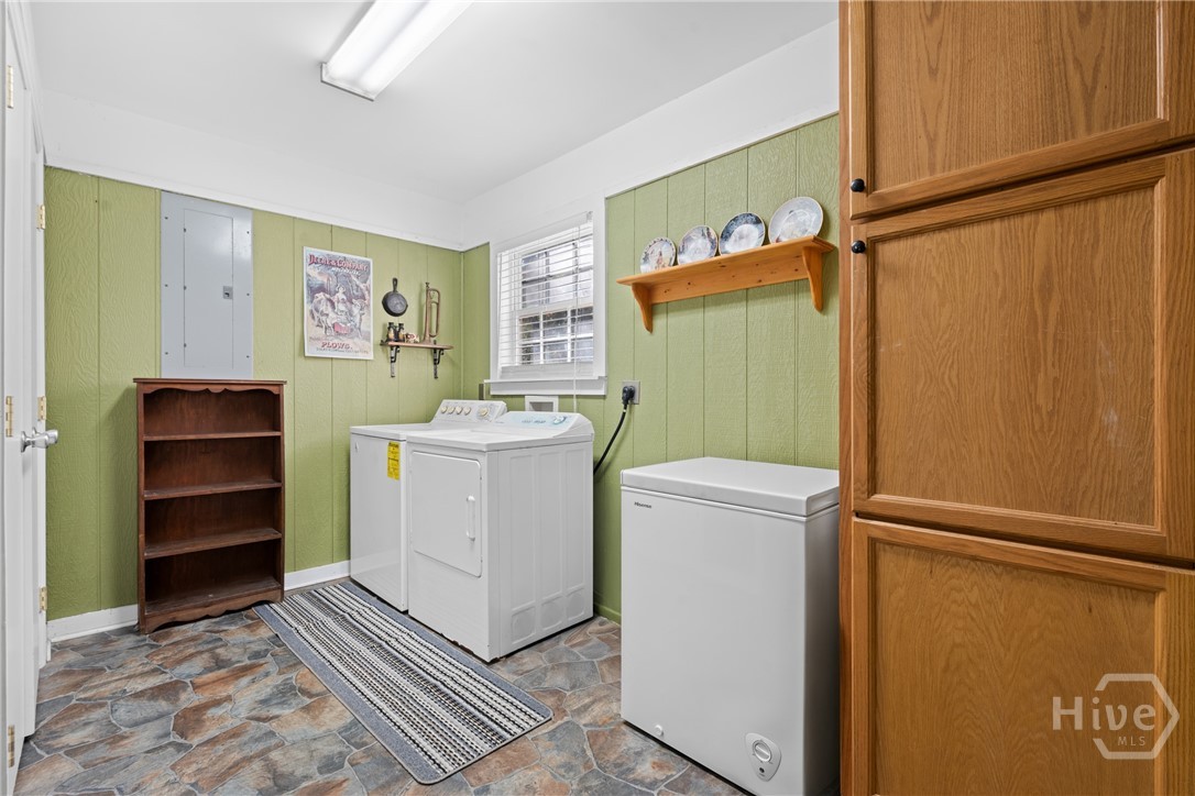554 Mariners Way Property Photo 14
