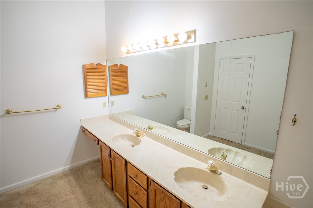 15 Sherborne Road Property Photo 24