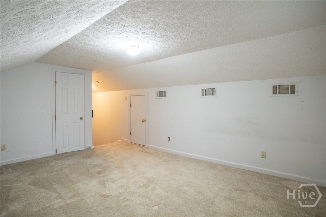15 Sherborne Road Property Photo 40