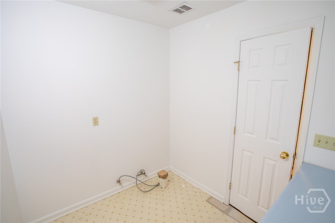 15 Sherborne Road Property Photo 44