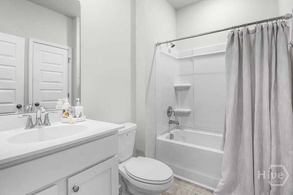 138 Binscombe Lane Property Photo 25
