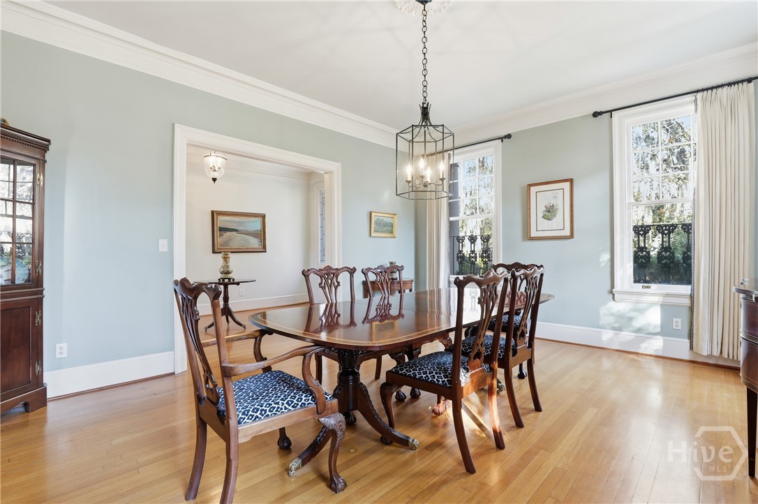 103 E 51st Street Property Photo 6