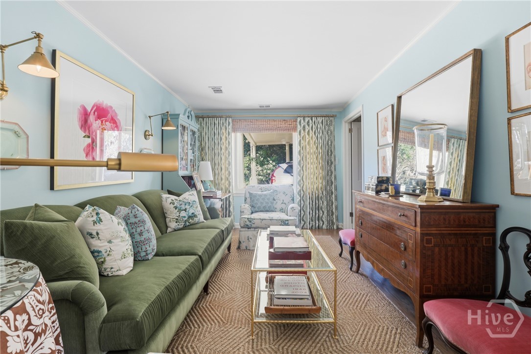103 E 51st Street Property Photo 40