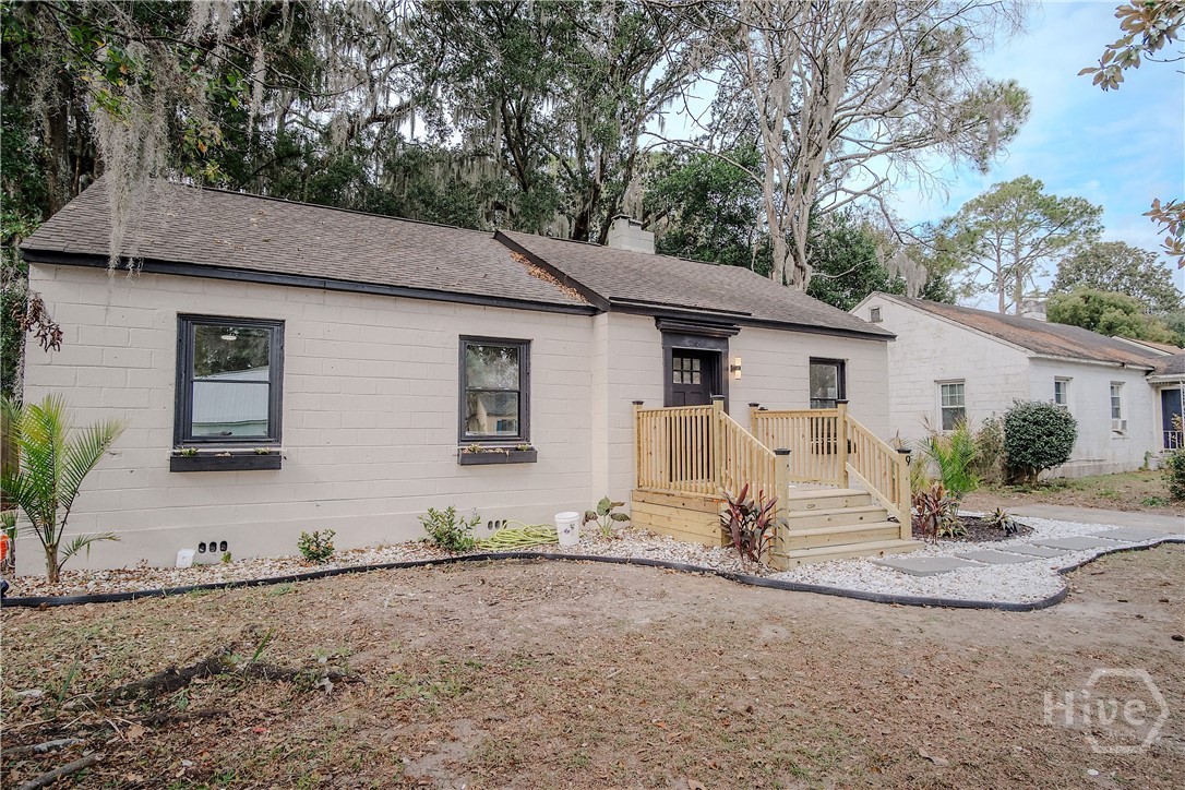 9 Oleander Avenue Property Photo 3