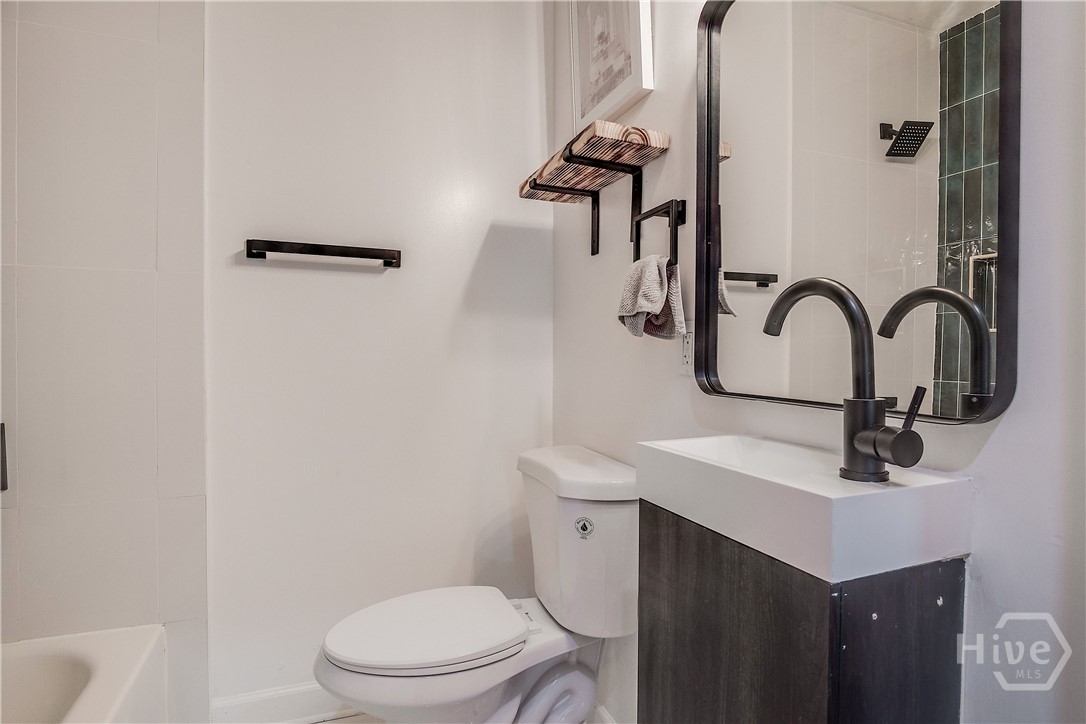9 Oleander Avenue Property Photo 14