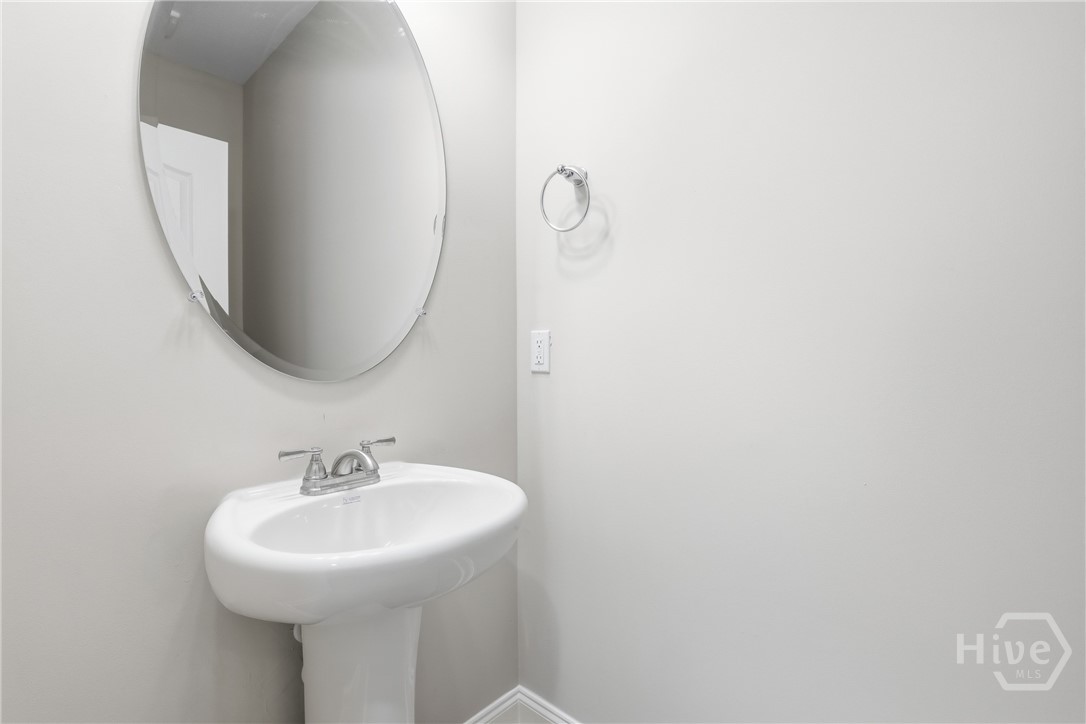 102 Concord Drive Property Photo 18