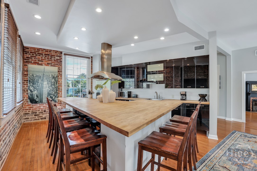 1014 Abercorn Street Property Photo 29