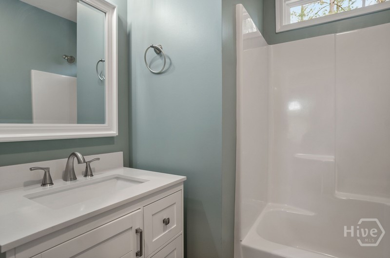 23 Seabrook Center Road Property Photo 5