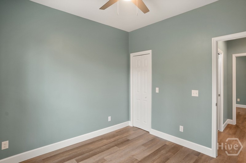 23 Seabrook Center Road Property Photo 10