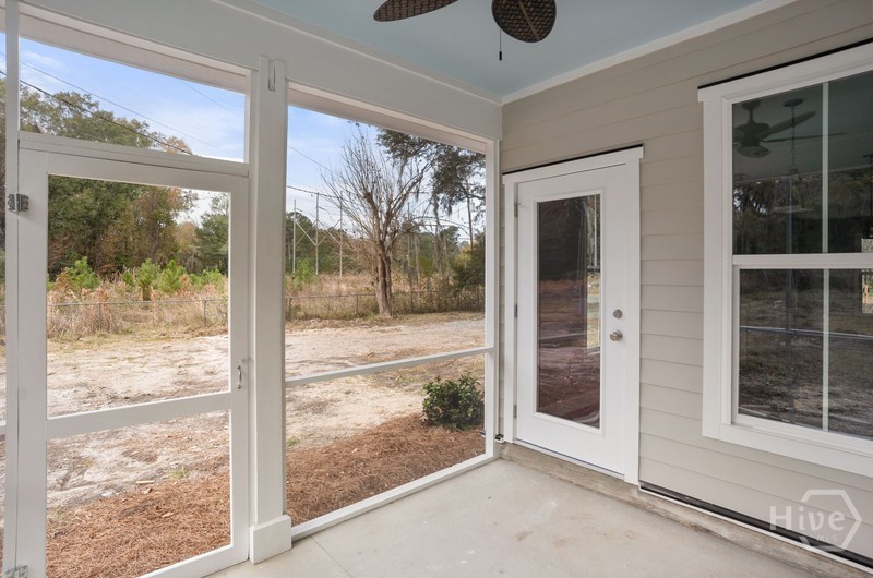 23 Seabrook Center Road Property Photo 21