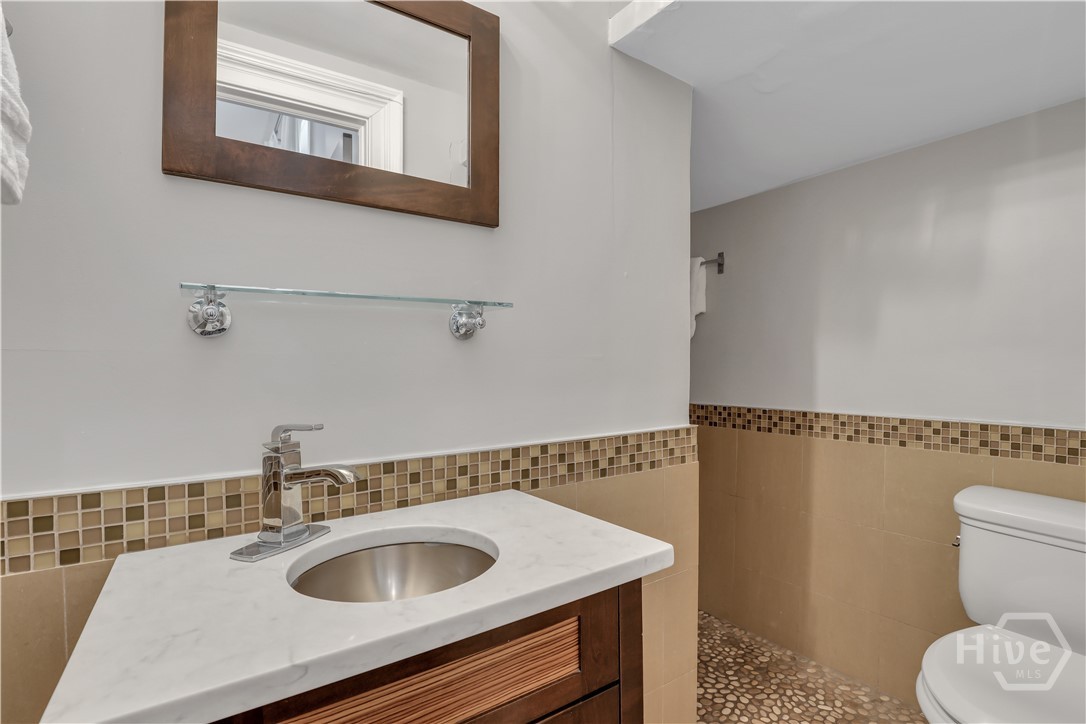 1014 Abercorn Street Property Photo 25