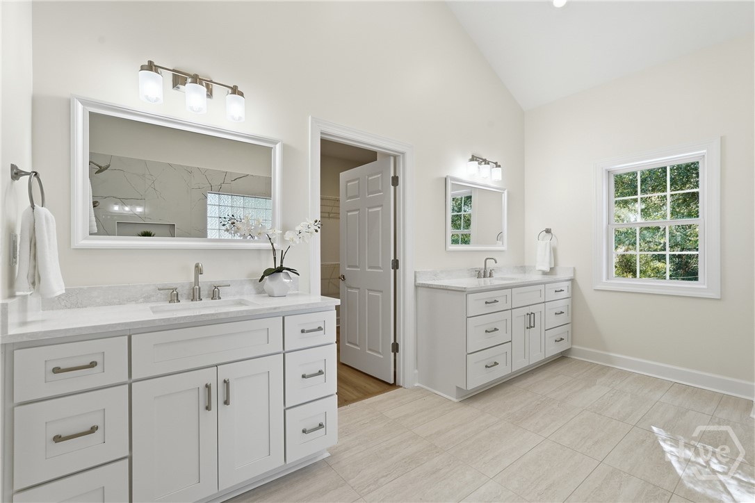 9 Brewster Street Property Photo 20