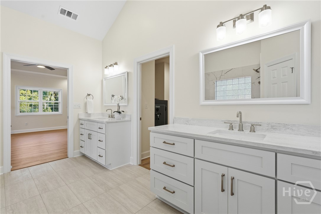 9 Brewster Street Property Photo 22