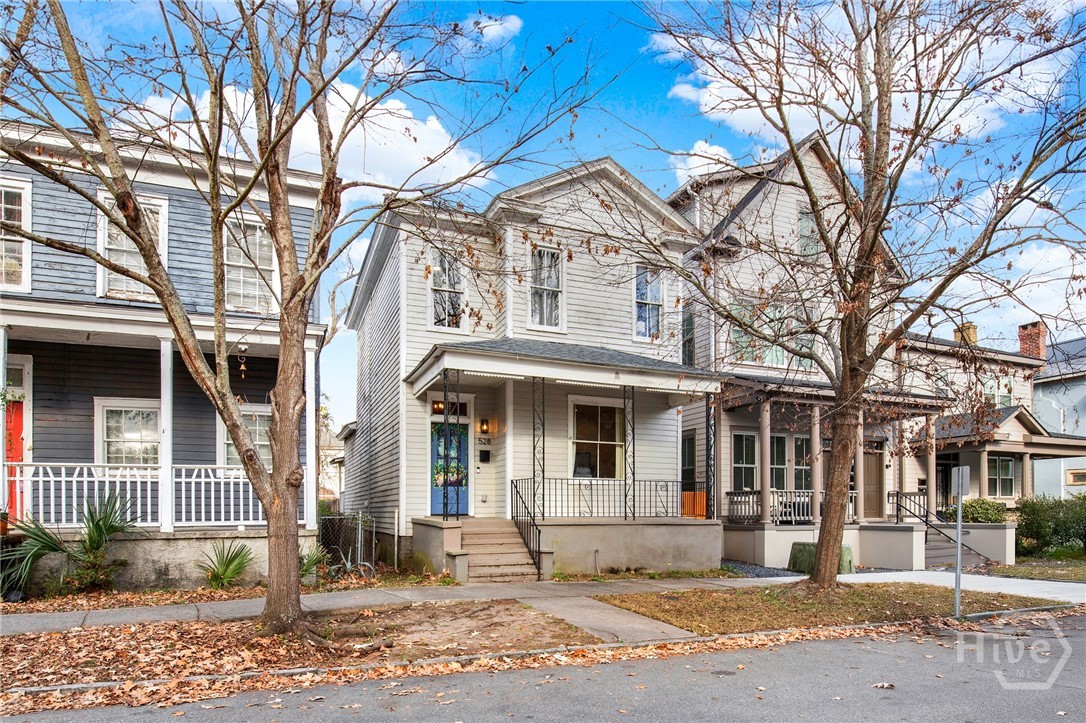 528 E Park Avenue Property Photo 3