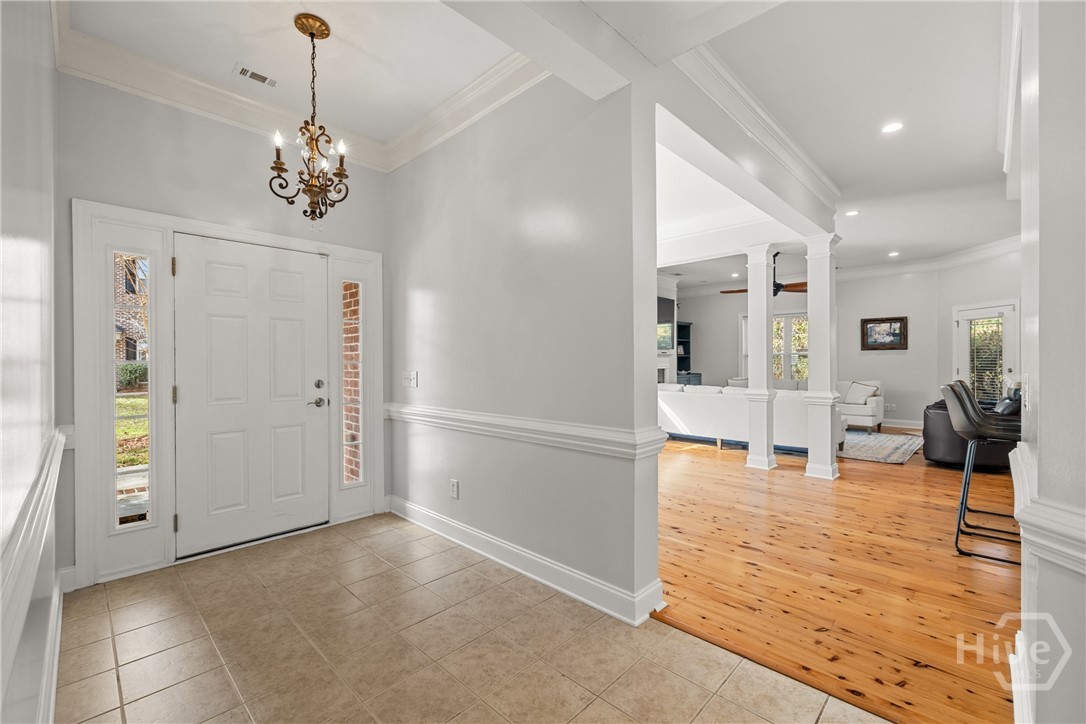 401 River Oaks Drive 401 Property Photo 4