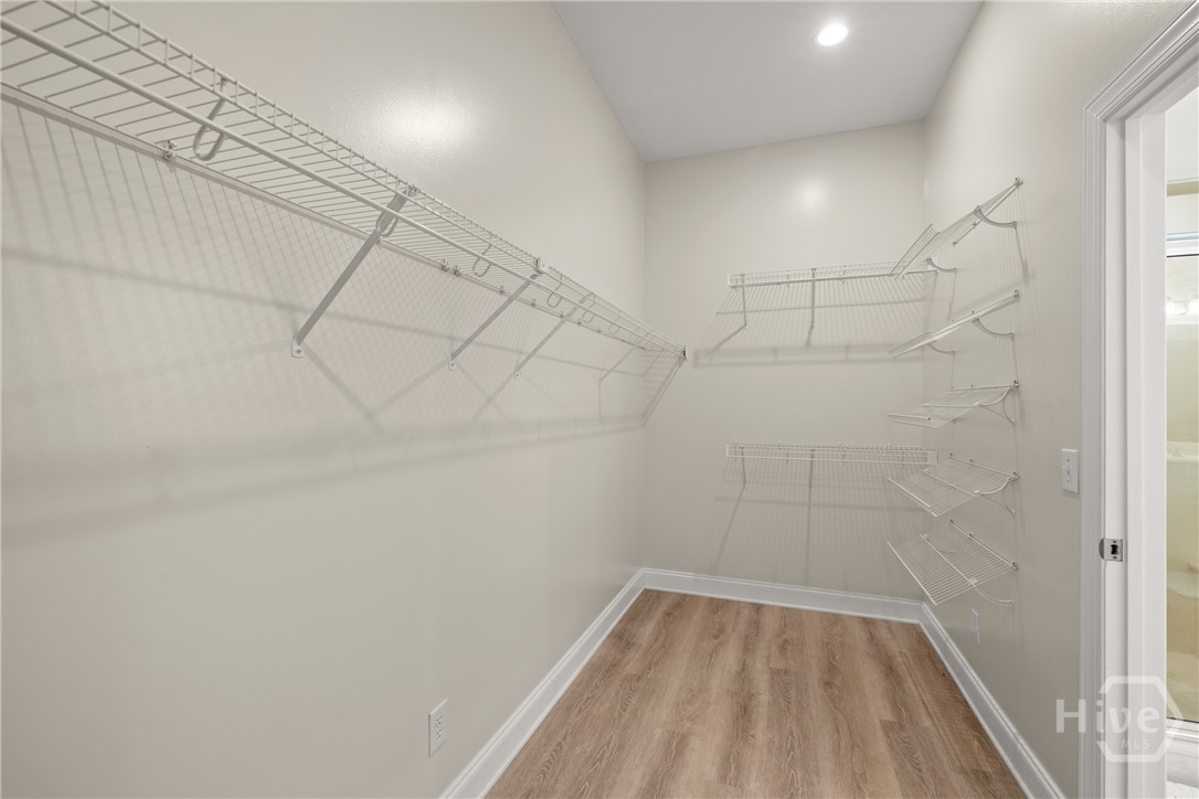 401 River Oaks Drive 401 Property Photo 27