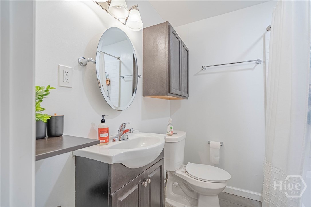 1919 E 51st Street Property Photo 30