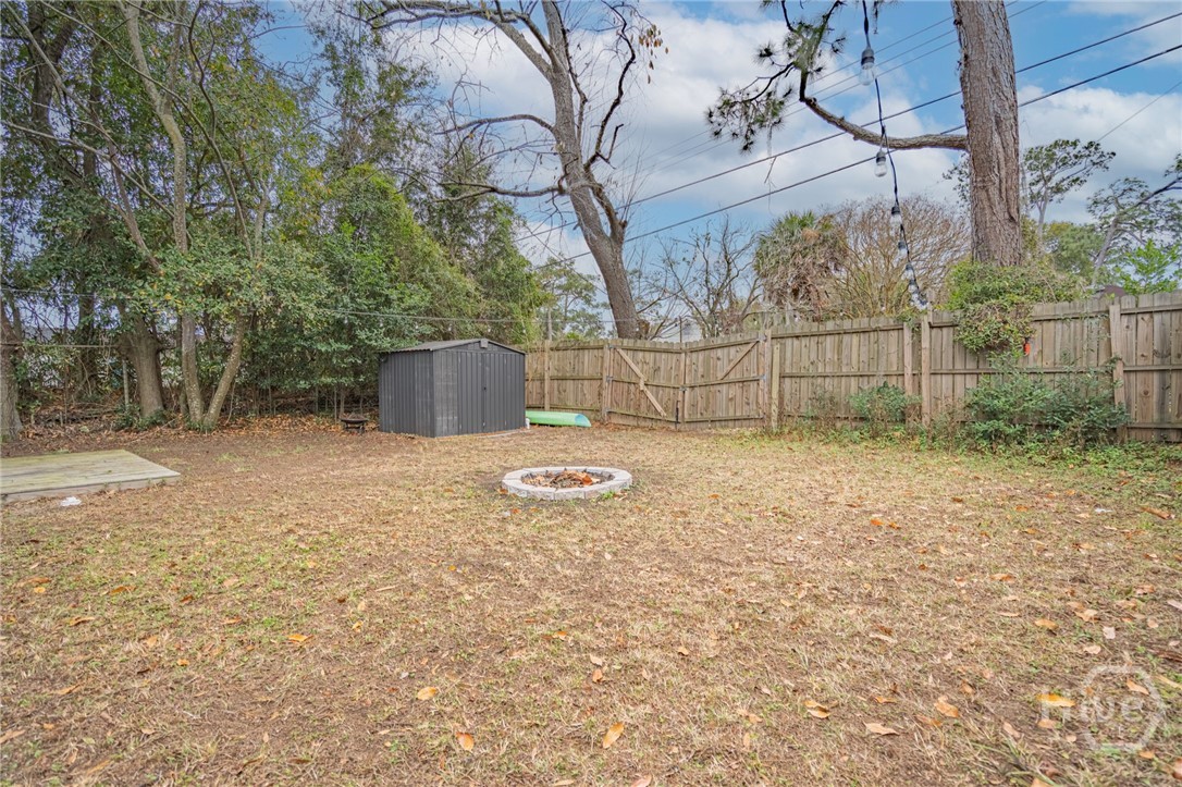 1919 E 51st Street Property Photo 33