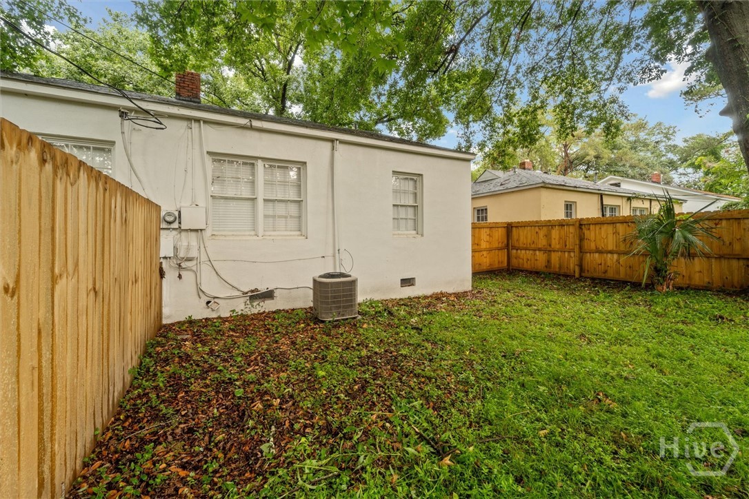 1313 E 55th Street Property Photo 25