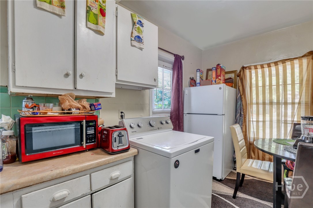 1313 E 55th Street Property Photo 72