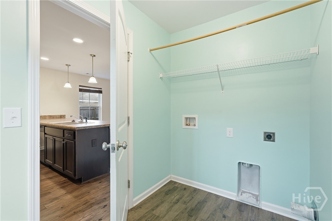 15 Farrington Circle Property Photo 16