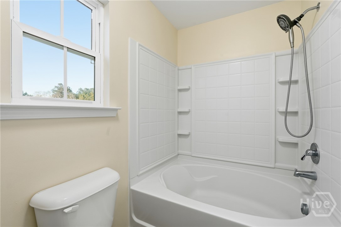 15 Farrington Circle Property Photo 24