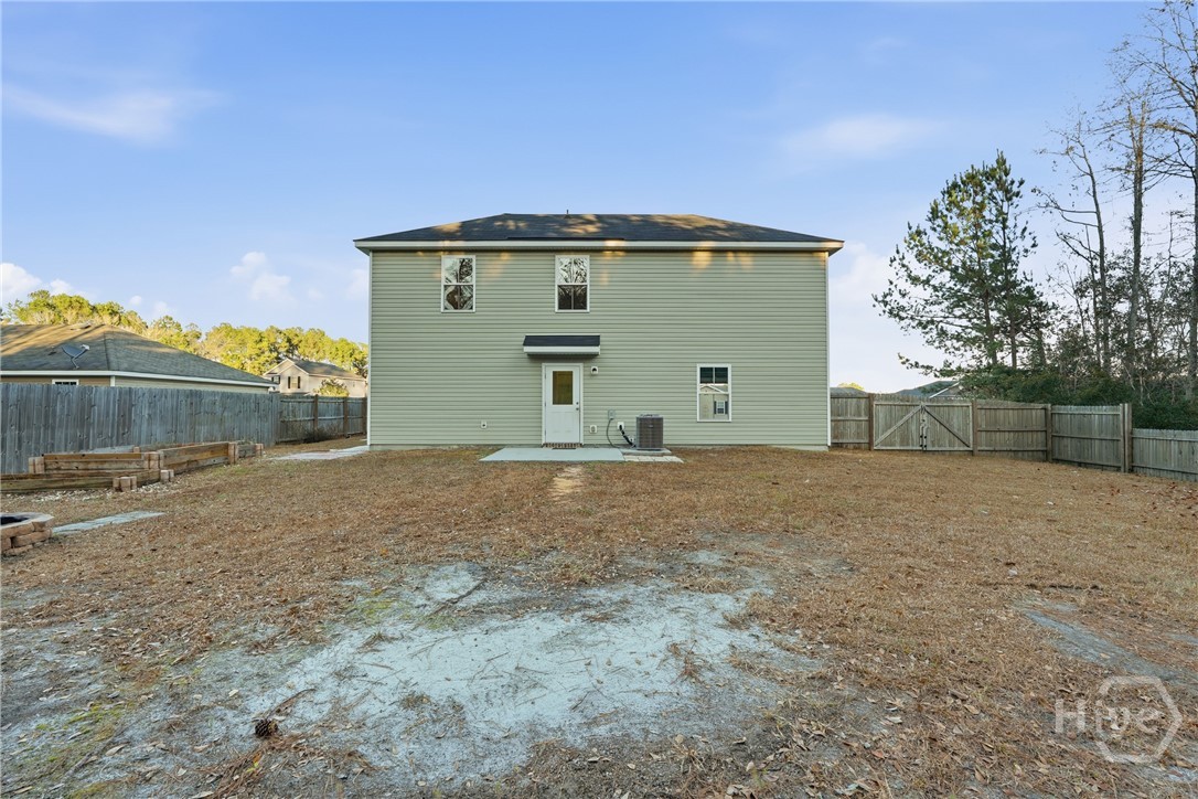 15 Farrington Circle Property Photo 31