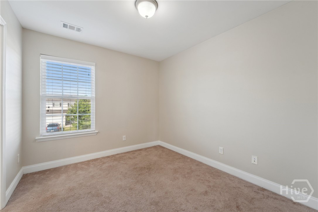 28 Fiore Drive Property Photo 14