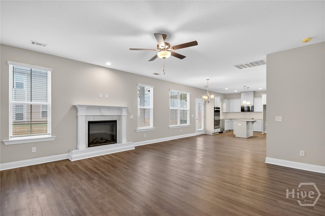 20 Cottonfield Drive Property Photo 12