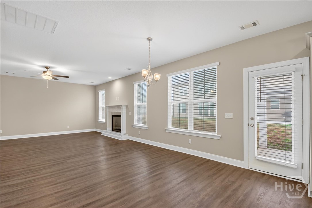 20 Cottonfield Drive Property Photo 13