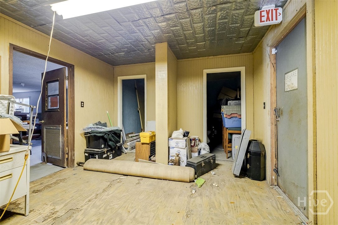 667 Godfrey Road Se Property Photo 14