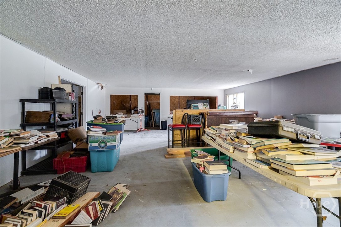 667 Godfrey Road Se Property Photo 16