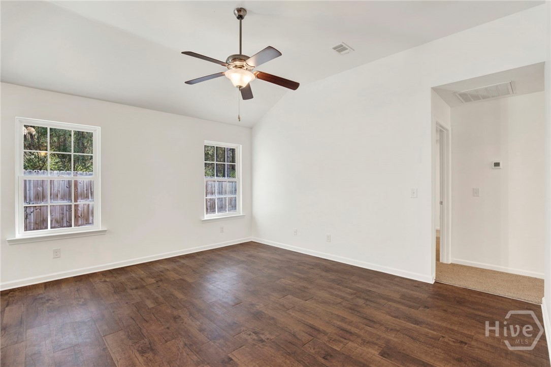 126 Knotty Pine Circle Property Photo 18