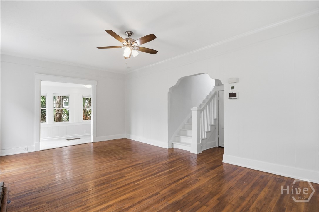 647 E 37th Street Property Photo 9