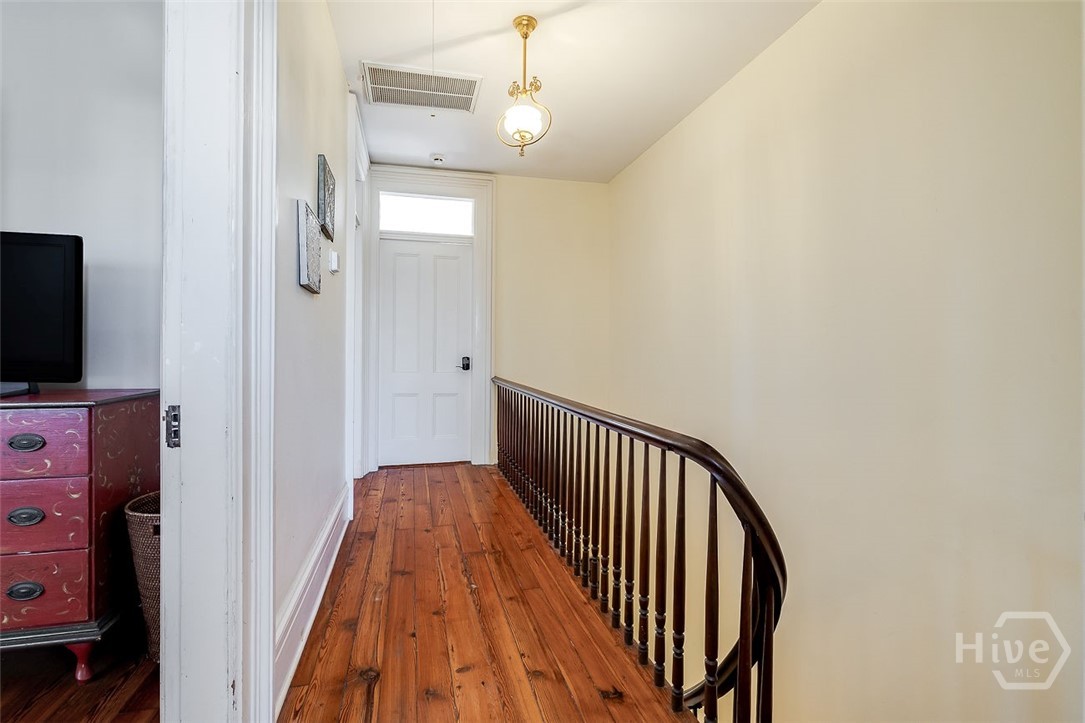 118 E Gaston Street Property Photo 39