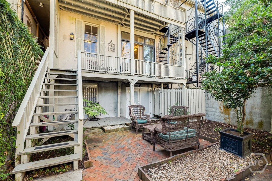 118 E Gaston Street Property Photo 43
