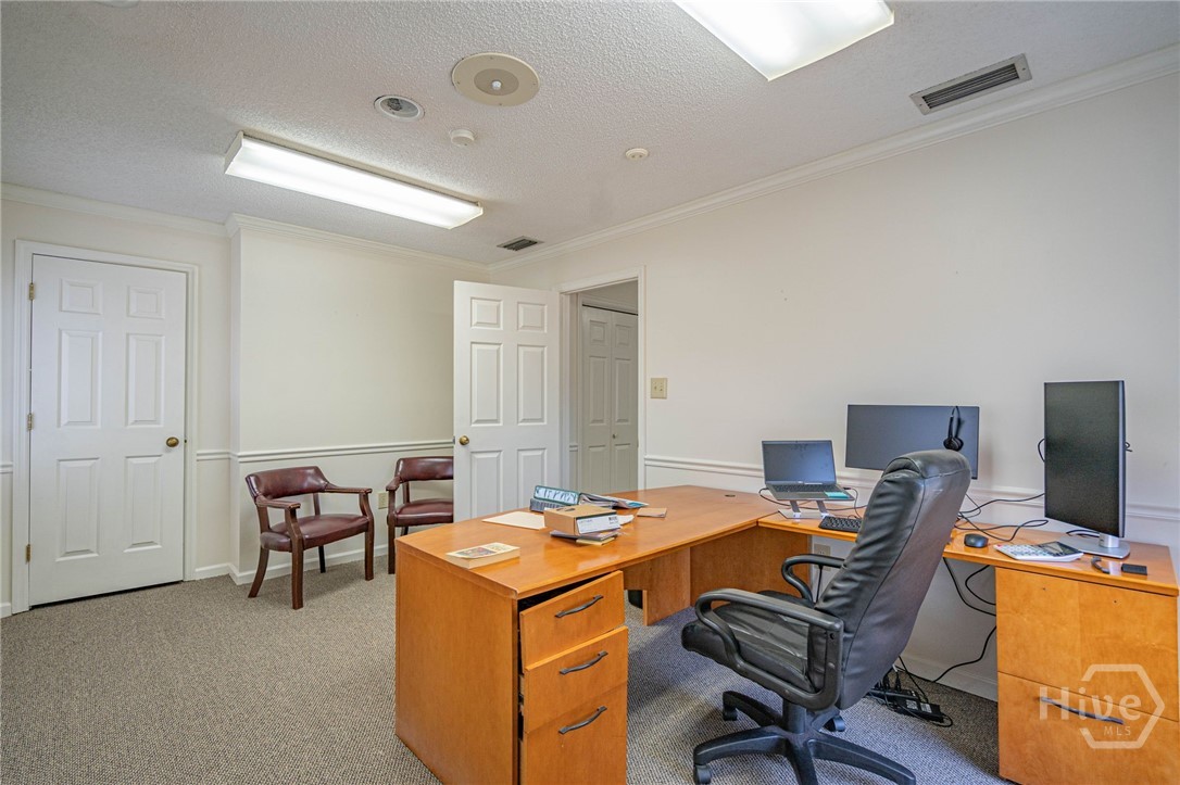 7505 Waters Avenue C14 Property Photo 34